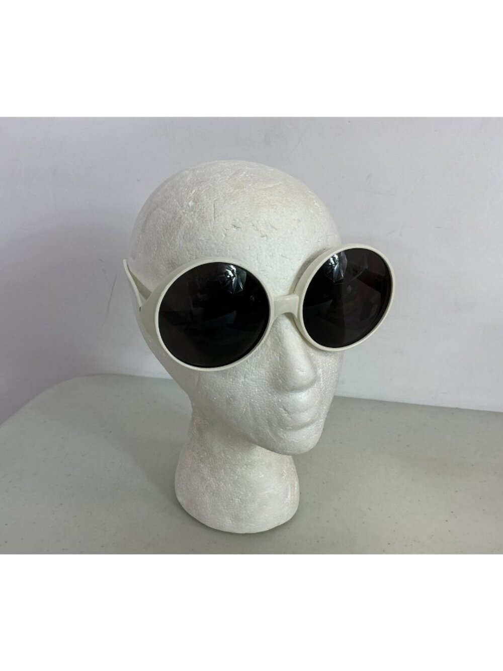 Vintage Dyce Large Round Lens White Sunglasses Retro Y2K
